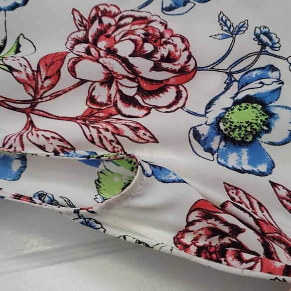 daniel rainn floral sleeveless top - Picture 13 of 13